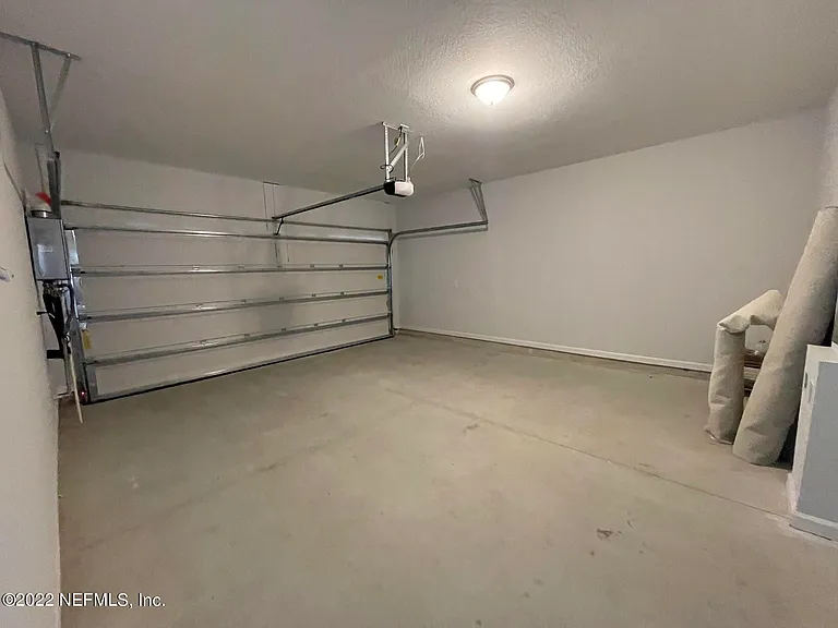 233 Charlie Way — Photo 37