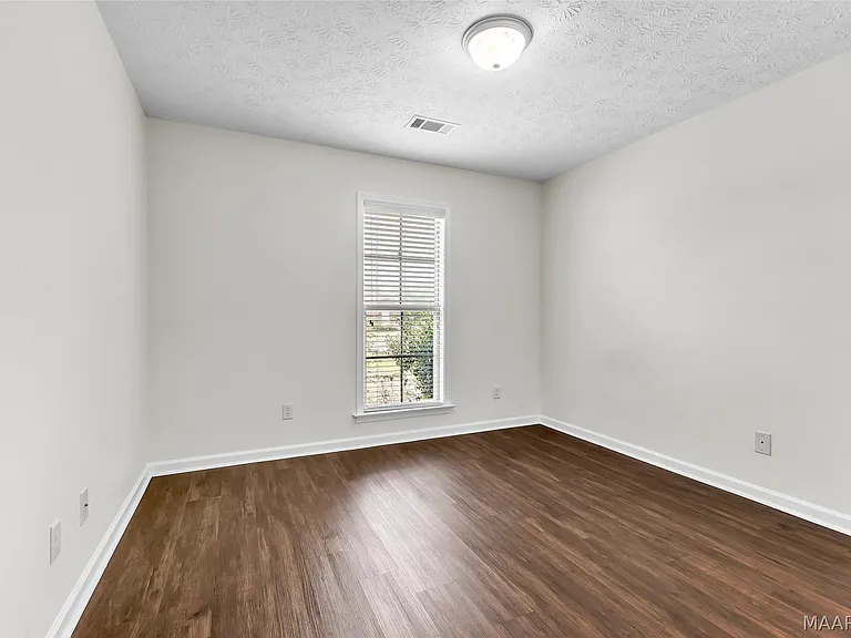 8772 Will Newton Dr — Photo 11