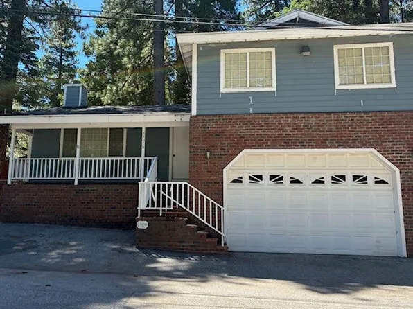 32079 Fern Dr, Running Springs, CA 92382