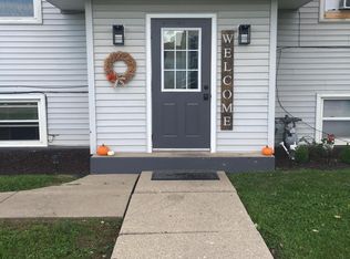 1811 Lincoln Ave #3, Mendota, IL 61342