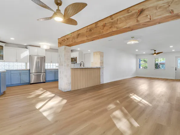 19965 Jasmine Drive, Jupiter, FL 33469