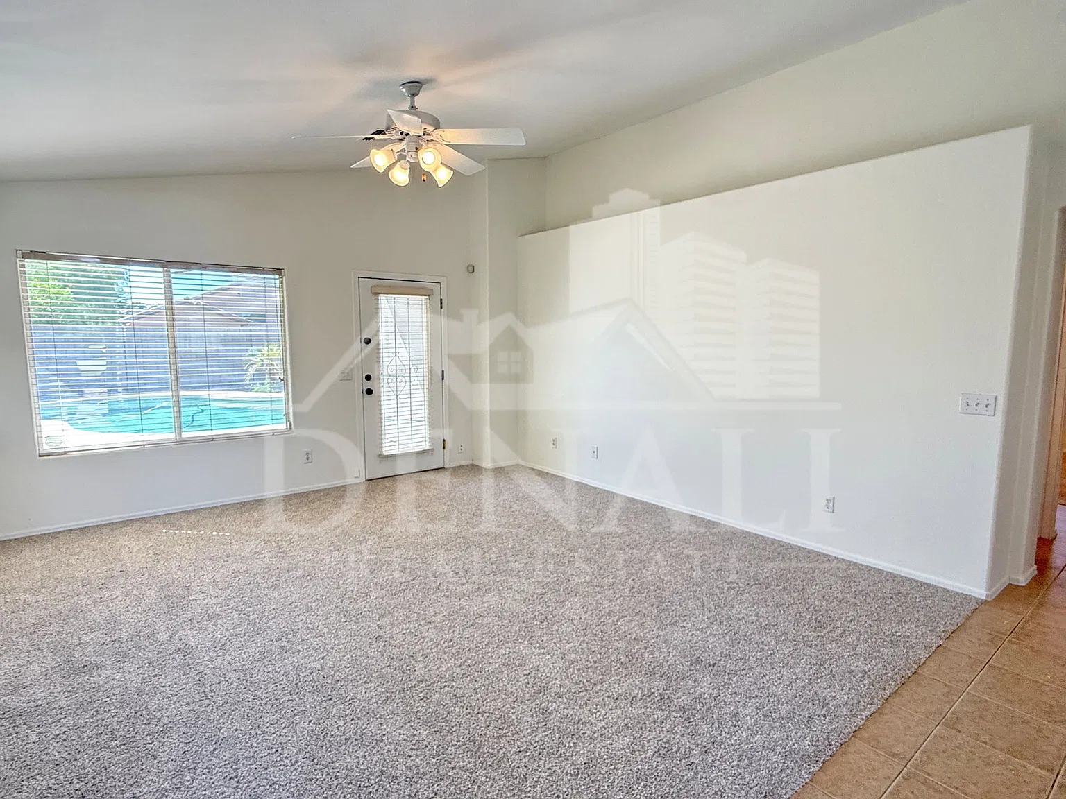 3 bed, 2.0 bath, 1273 sqft, $2,400 — Photo 3