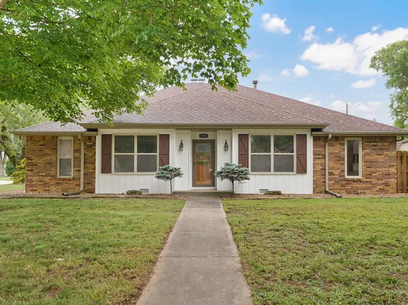 1062 E Evans Street, Springfield, MO 65810