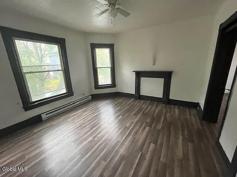 4th image of 321 E Main Street