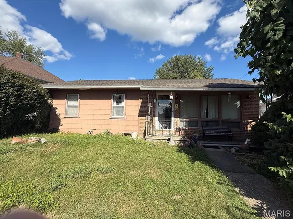 1716 36th St, Hannibal, MO 63401