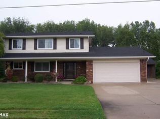 7230 Flamingo St, Algonac, MI 48001