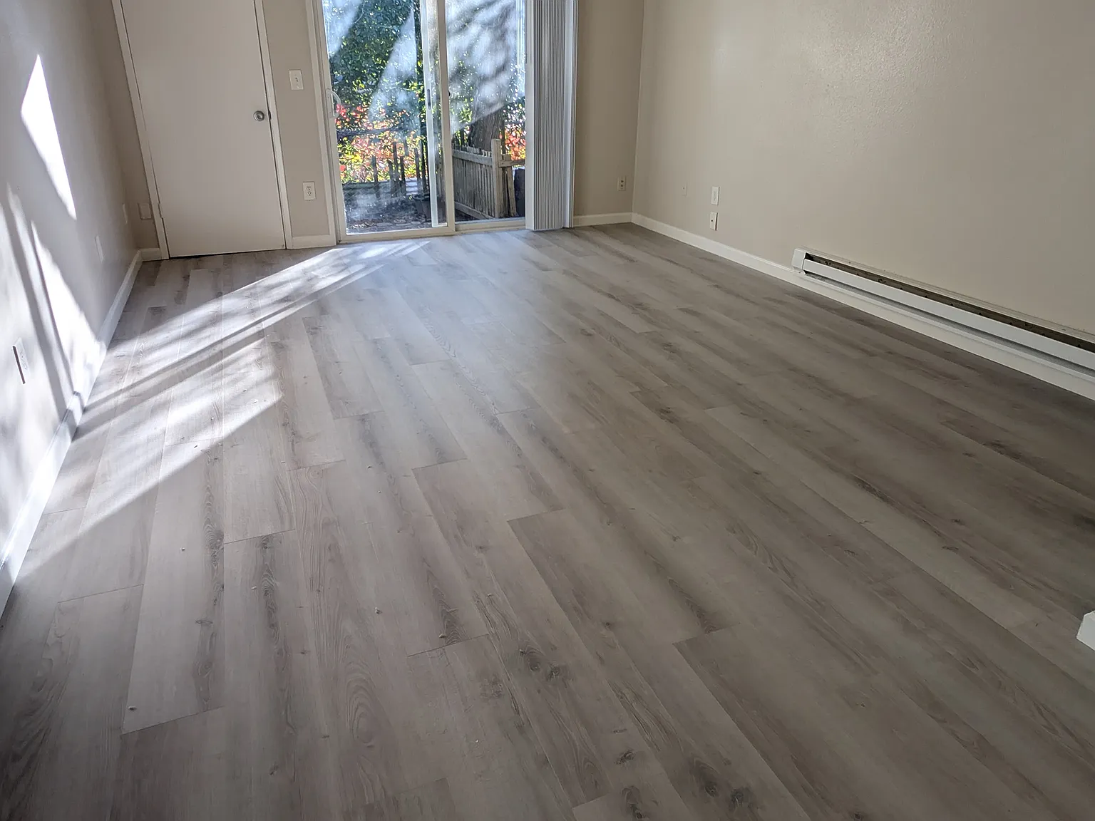 Emerald Park Apartments — Photo 2