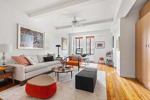 Sold by Compass | media 9