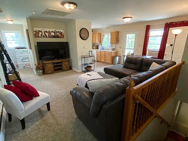 1116 Auburn Rd — Photo 14