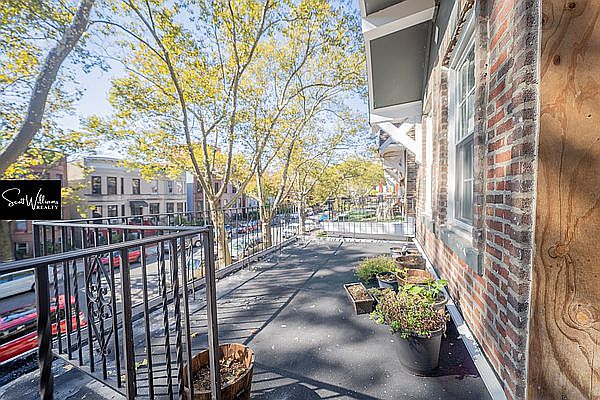 1st image of 1073 Carroll St #2