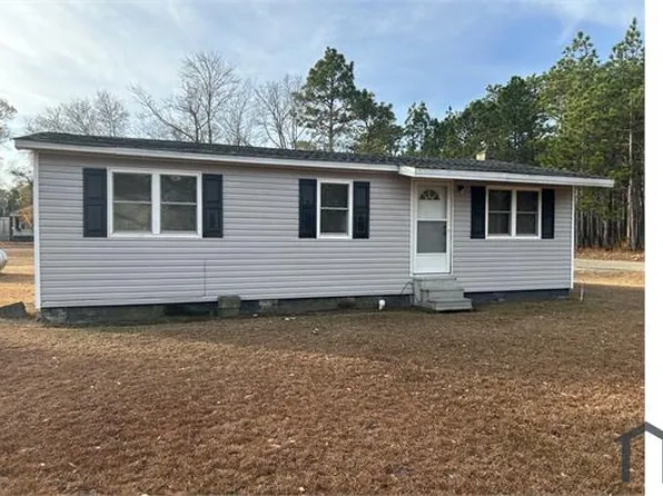 7414 Beulah Rd, Fayetteville, NC 28311