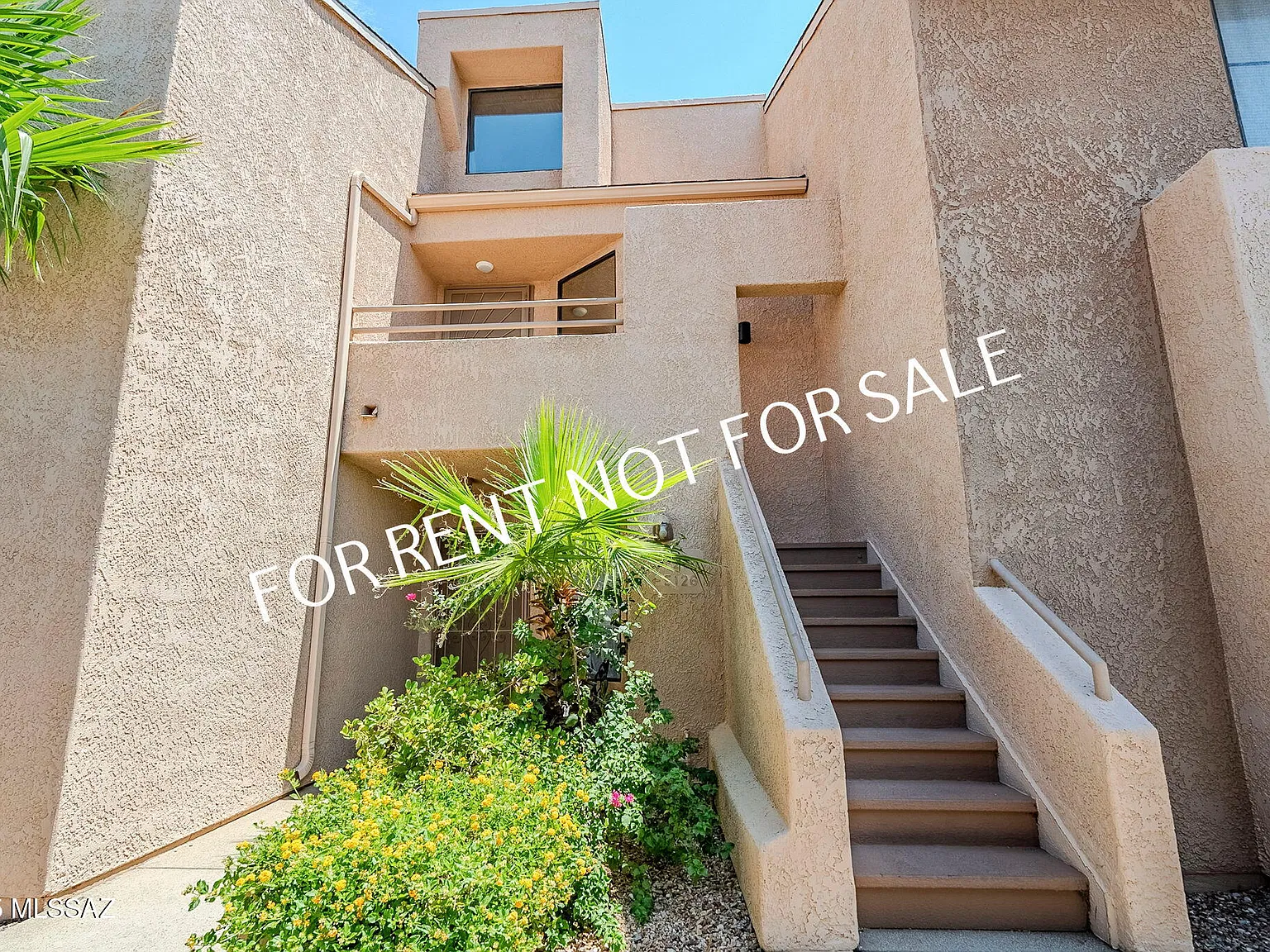 3 bed, 2.0 bath, 1362 sqft, $1,750 — Photo 2