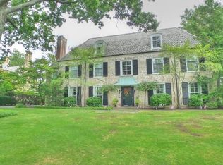 2731 Sherbrooke Rd, Shaker Heights, OH 44122