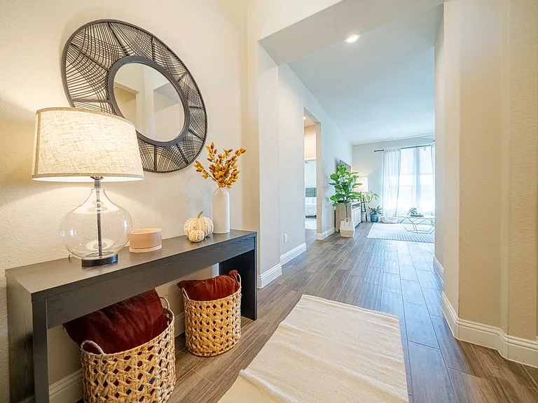3623 Rolling Meadows Dr — Photo 2