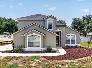 36809 Meridian Cir, Grand Island, FL 32735