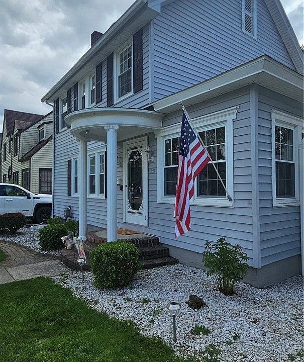 1st image of 43 Sunnyside Dr