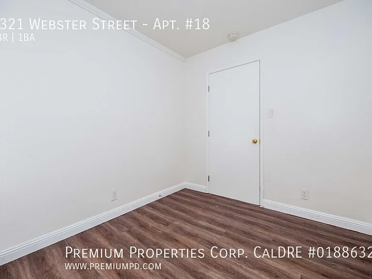 2321 Webster St #18 — Photo 13