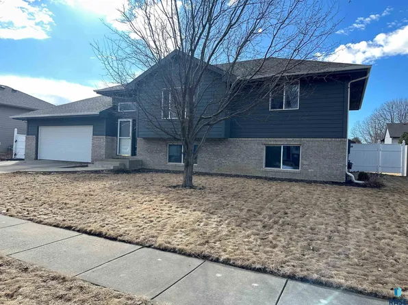6813 S Mogen Ave, Sioux Falls, SD 57108