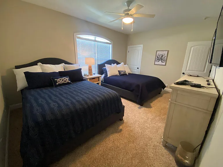 801 Mariners Cir — Photo 20