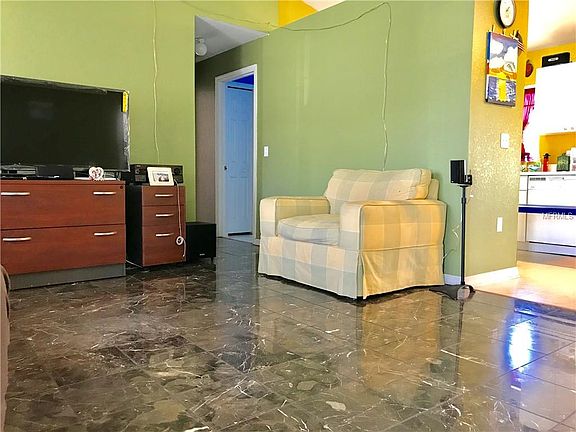 3rd image of 246 Trailview Way