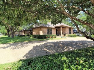 6809 Hunters Ridge Dr, Dallas, TX 75248