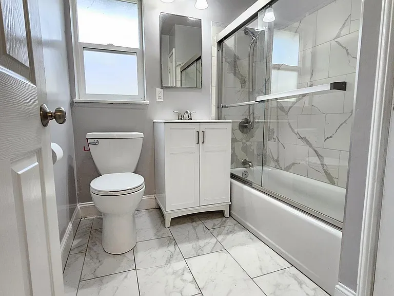 2069 Solano Way — Photo 10