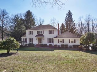 4 Manitto Pl, Middletown, NJ 07748