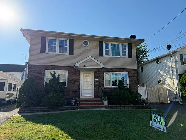 2 bed, 1000 sqft, $2,400 — Photo 1