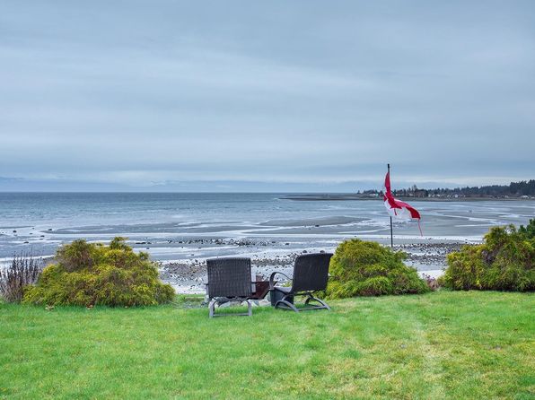 391 Bay Ave, Parksville, BC V9P 1E1