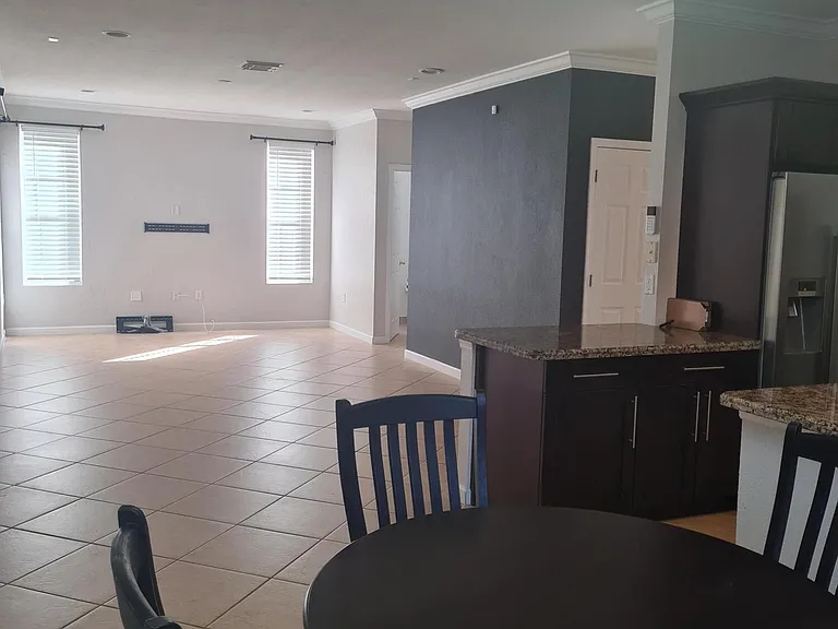 1445 E Bexley Park Dr — Photo 17