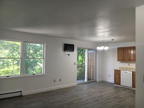 Kitchen/Living Room
