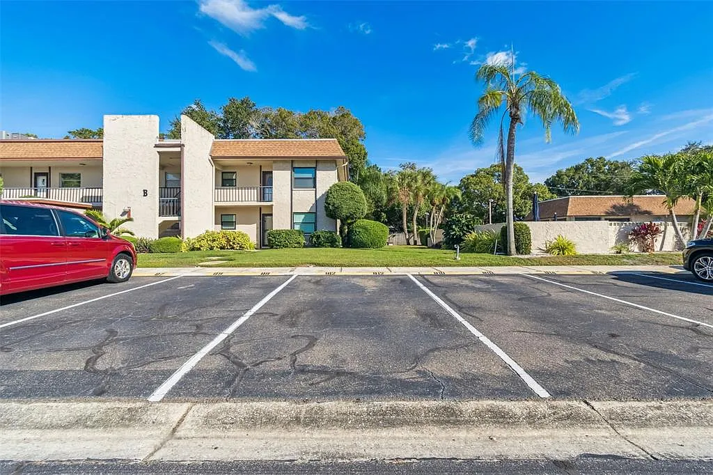 1 bed, 1.0 bath, 640 sqft, $1,400 — Photo 3
