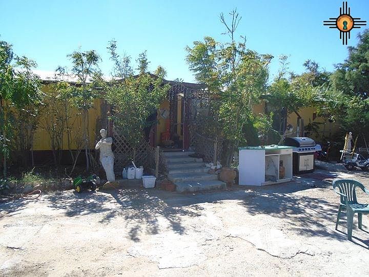 1st image of 630 Highland Dr NW