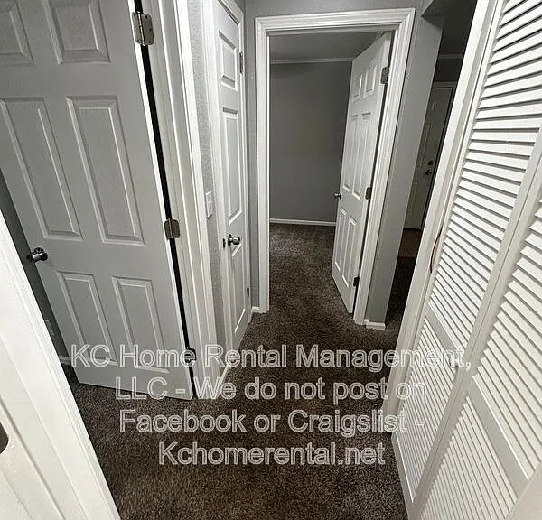 8025 Park Ave — Photo 12