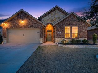 237 Jefferson Ln, Fate, TX 75189