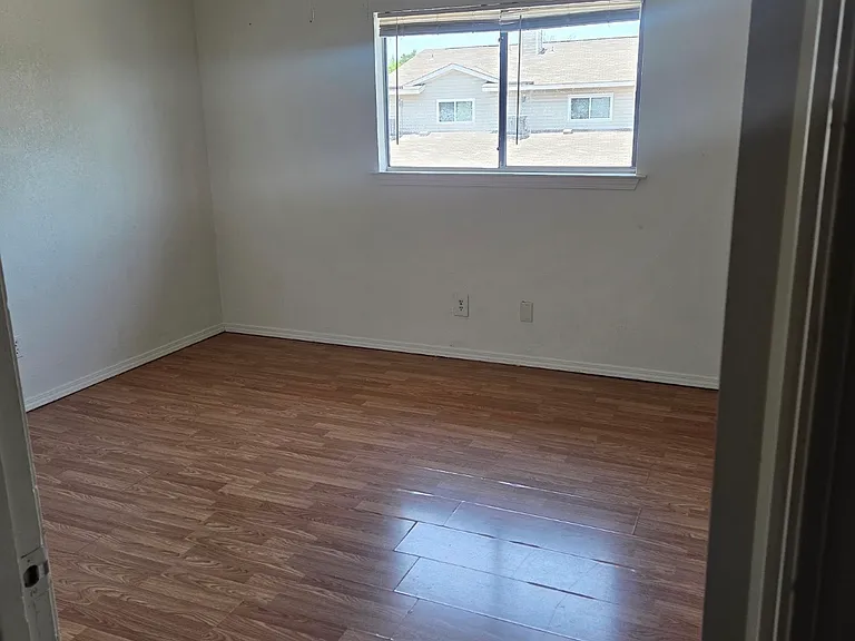 618 Wolftrap Dr #618 — Photo 3