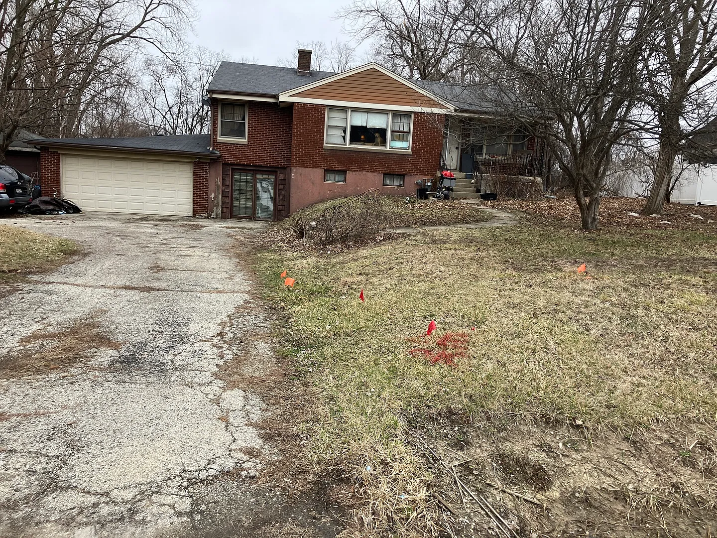 22W130 Irving Park Rd photo 1