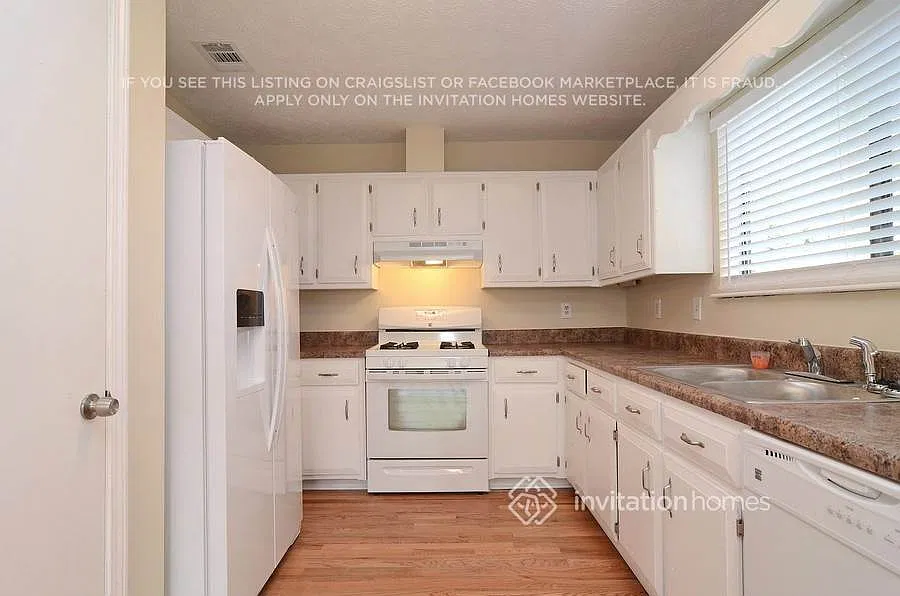 3016 Nappa Trl Stone Mountain, GA 30087 — Photo 2