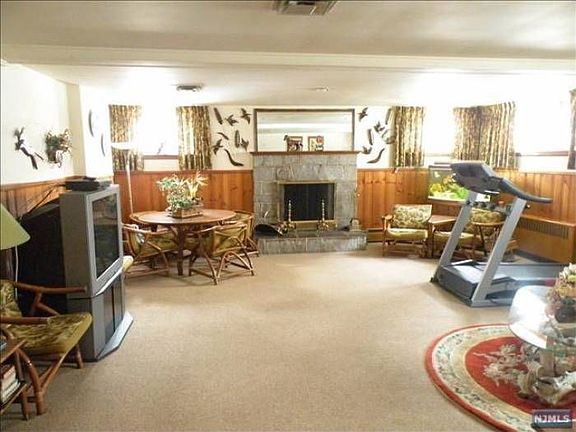 Call Ronnie 201.574.3383