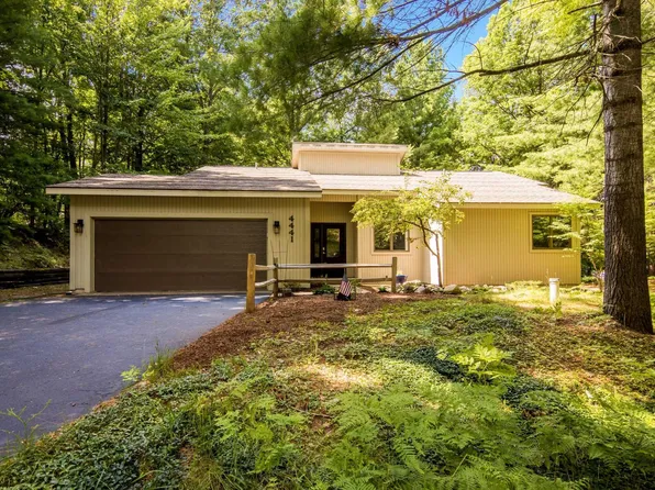 4441 E Timberwood Dr, Traverse City, MI 49686