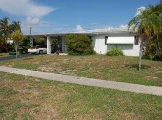 2170 NE 4th Ct, Boca Raton, FL 33431