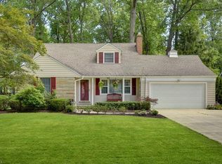 28510 Osborn Rd, Bay Village, OH 44140