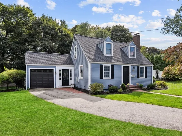 15 Bayberry Rd, Hingham, MA 02043
