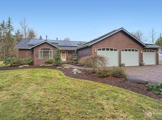 24040 SE 223rd St, Maple Valley, WA 98038
