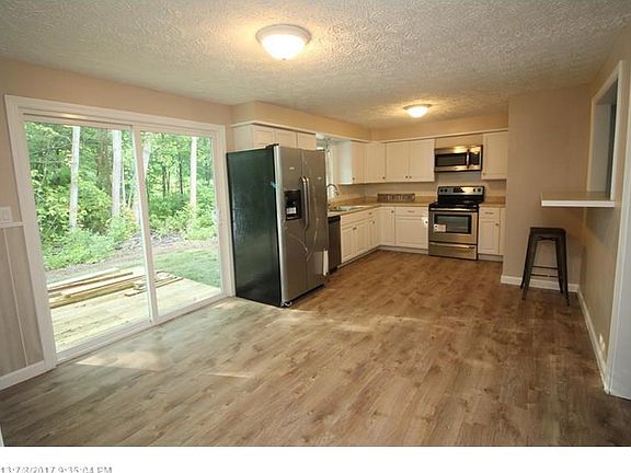Kitchen with new appliances!