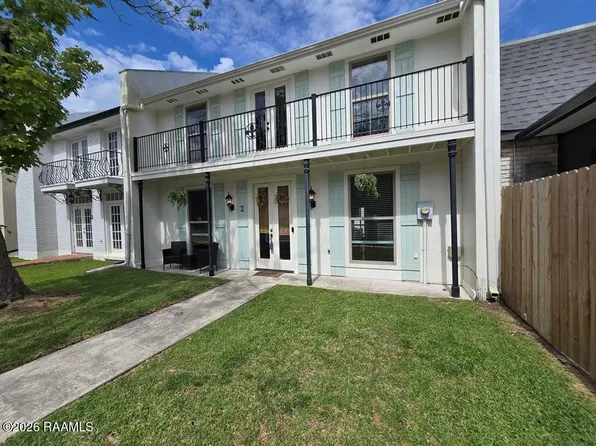 2 Courtyard Cir, Lafayette, LA 70508