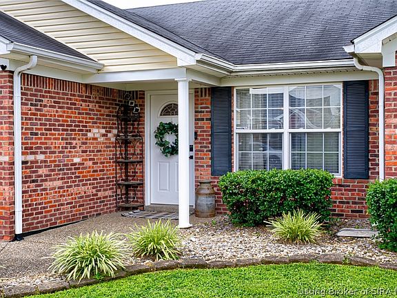 4th image of 8824 Woodford Drive