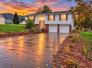 245 Mechanic St, Mount Morris, PA 15349