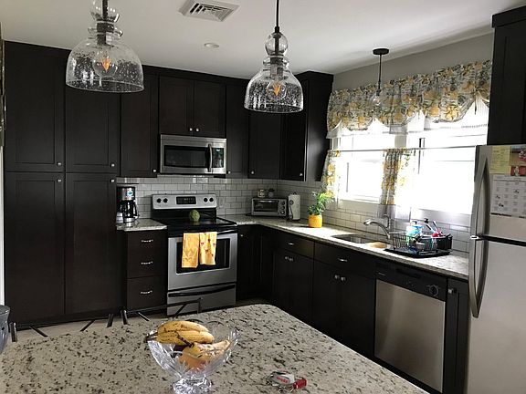 New Kitchen- granite counter and island