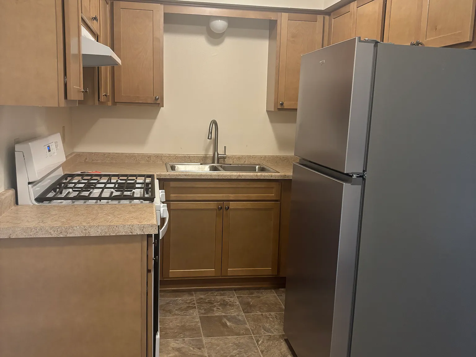 Mill Road Apartments — Photo 3